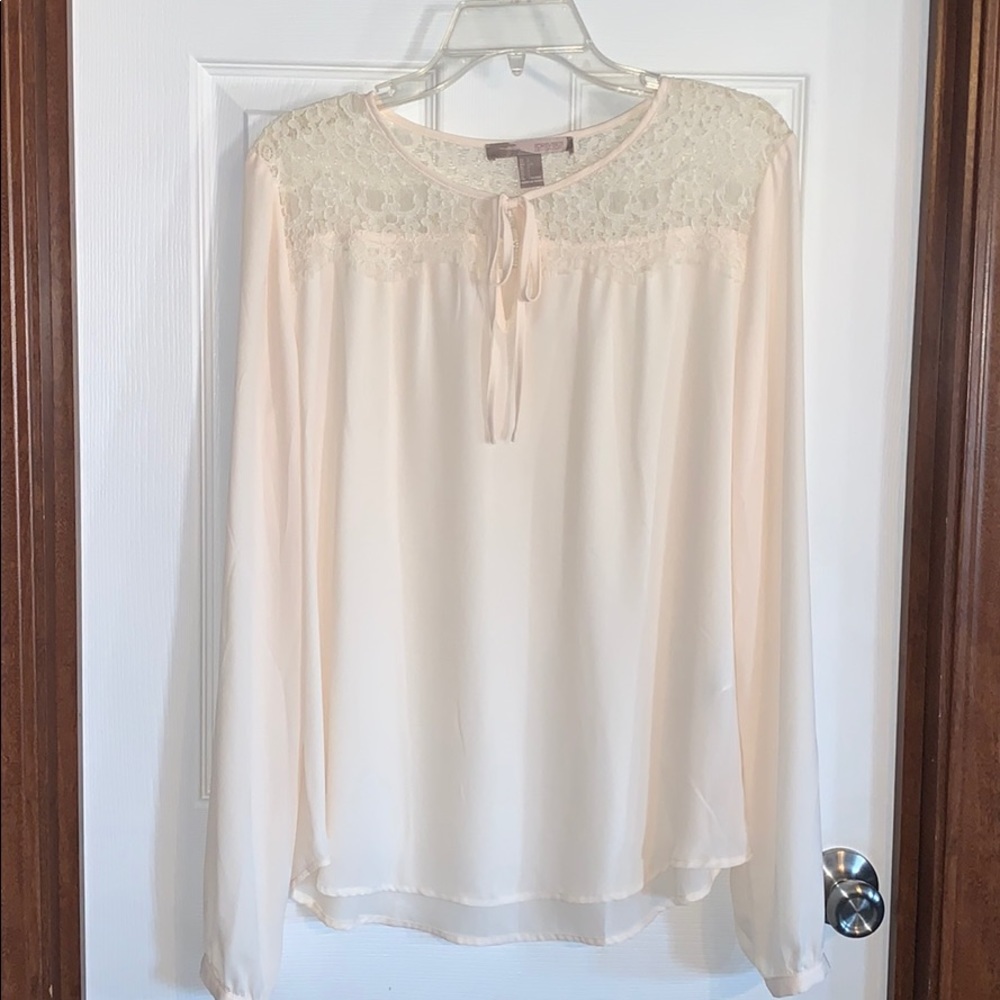 Women’s Forever 21 Contemporary Lace Blouse